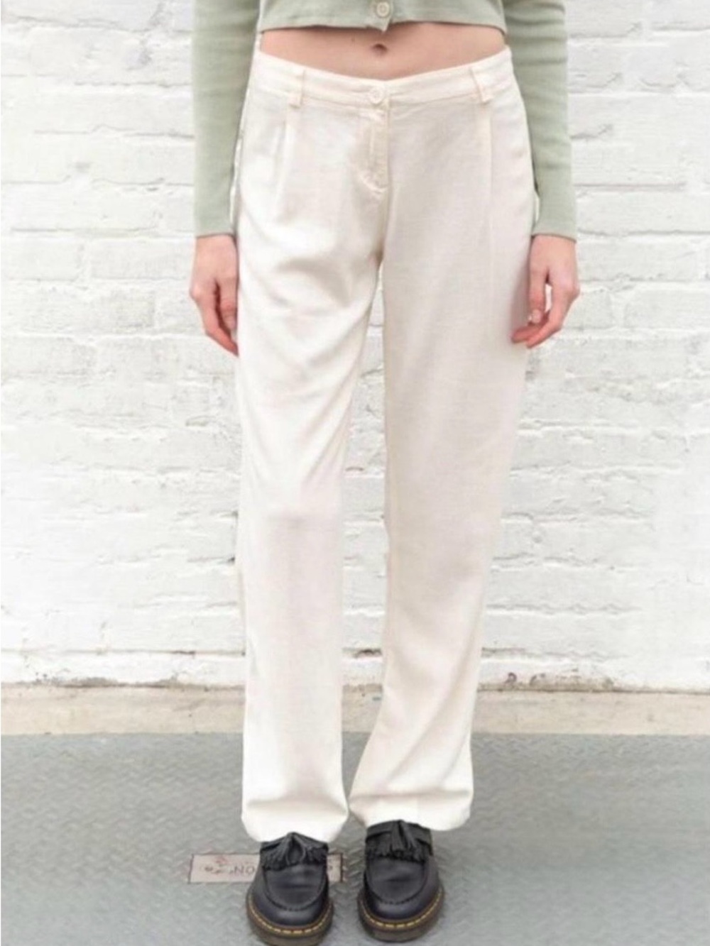 Brandy MelvilleClassic Straight Leg Pants